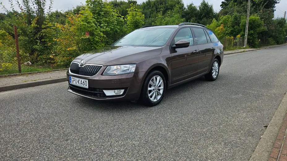 SKODA Octavia -