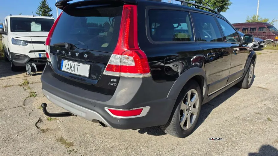 VOLVO XC70 -