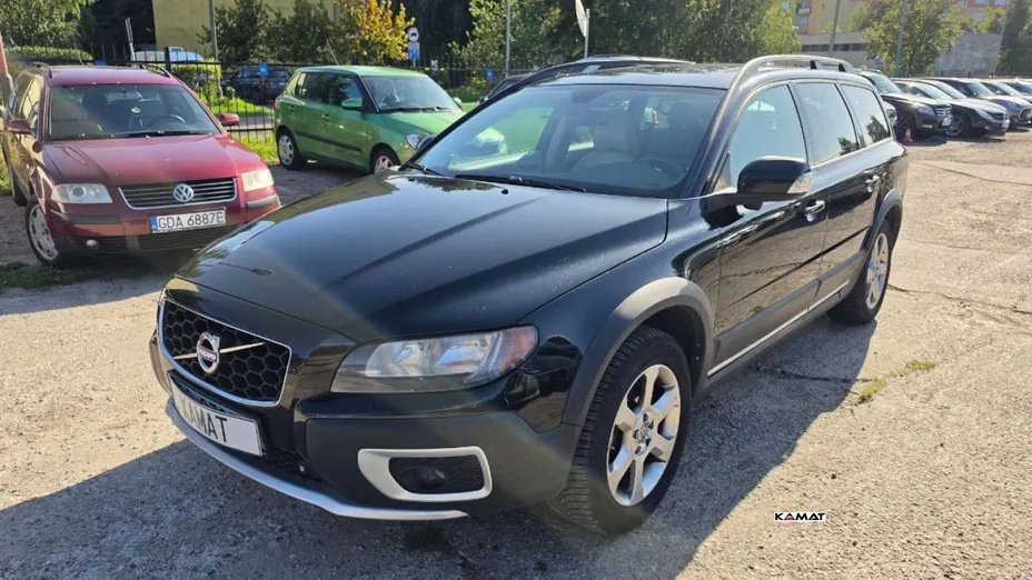 VOLVO XC70 -
