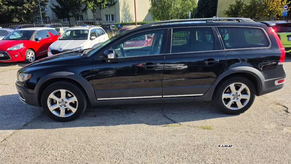 VOLVO XC70 -