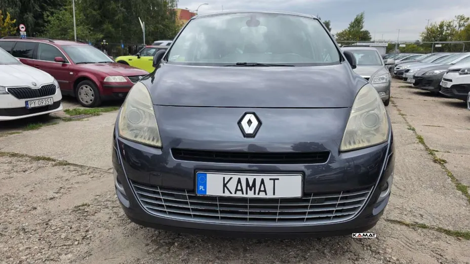 RENAULT Grand Scenic -