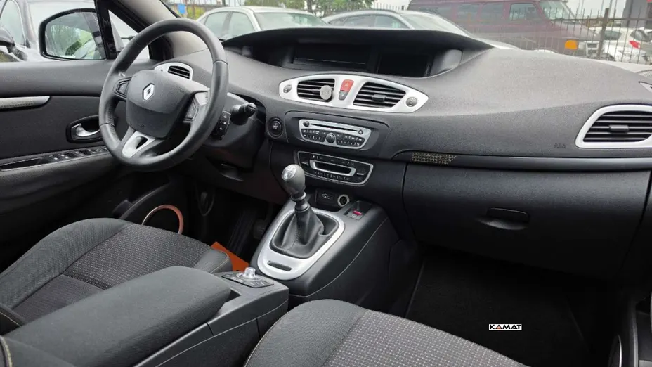 RENAULT Grand Scenic -