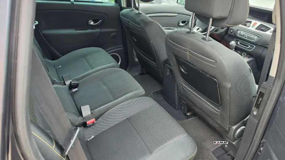 RENAULT Grand Scenic -