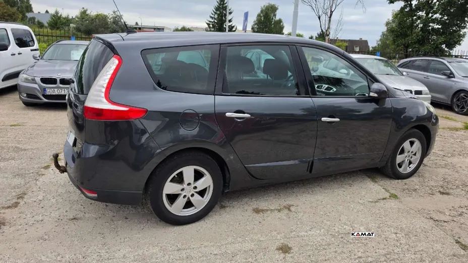 RENAULT Grand Scenic -