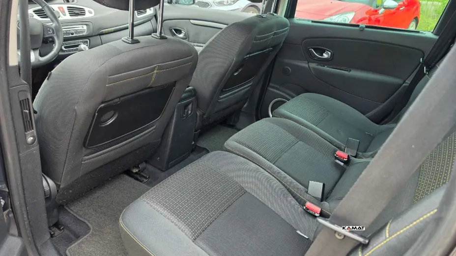RENAULT Grand Scenic -