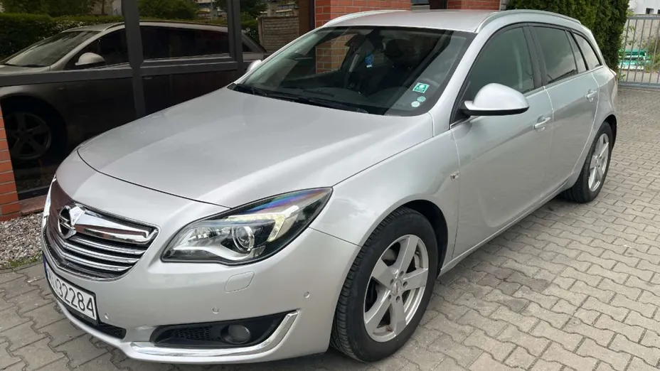 OPEL Insignia -