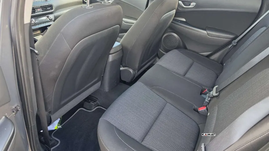 HYUNDAI Kona -