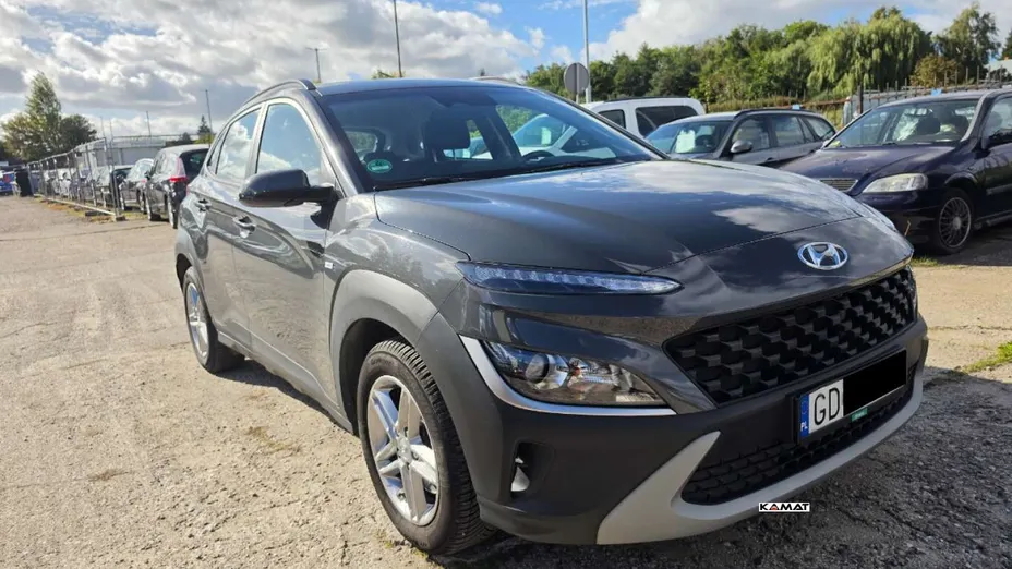 HYUNDAI Kona -