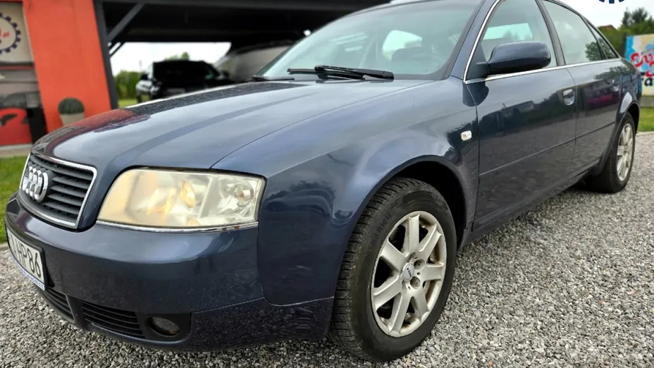 AUDI A6 -