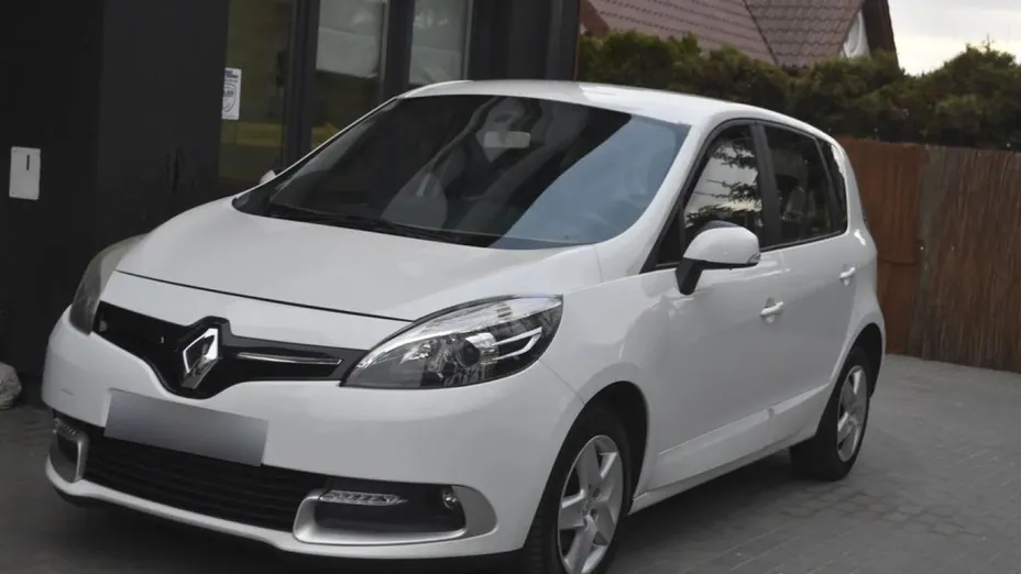 RENAULT Scenic -