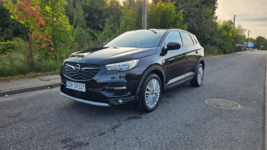 OPEL Grandland X -