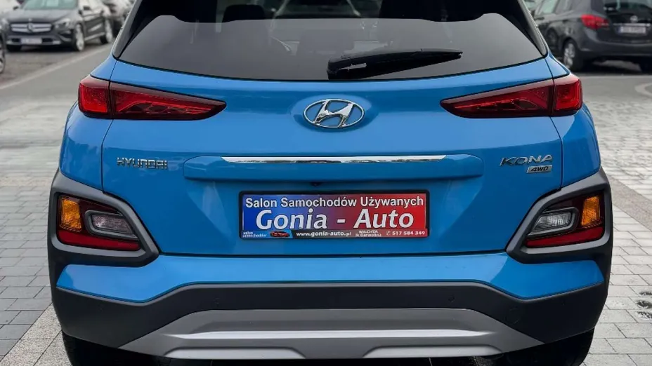 HYUNDAI Kona -