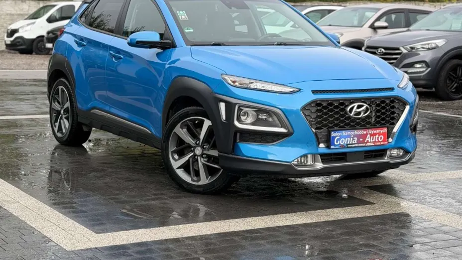 HYUNDAI Kona -