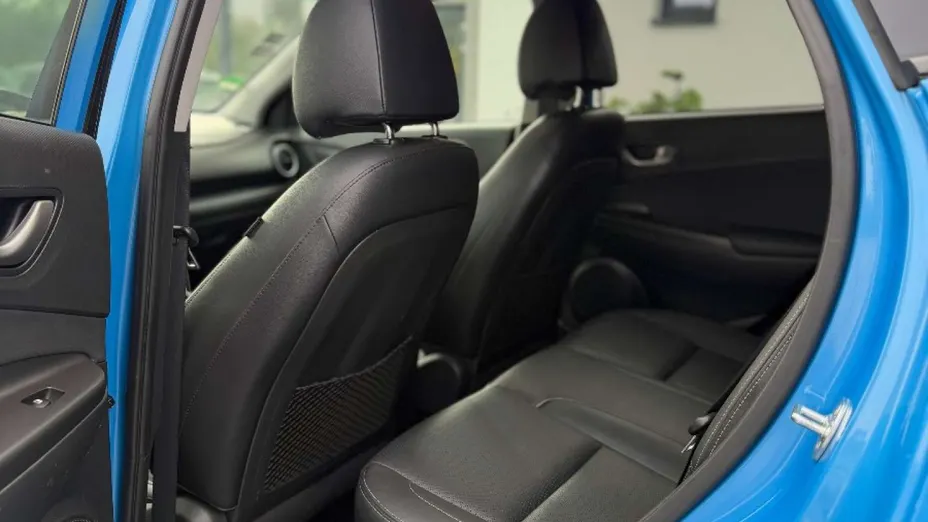 HYUNDAI Kona -