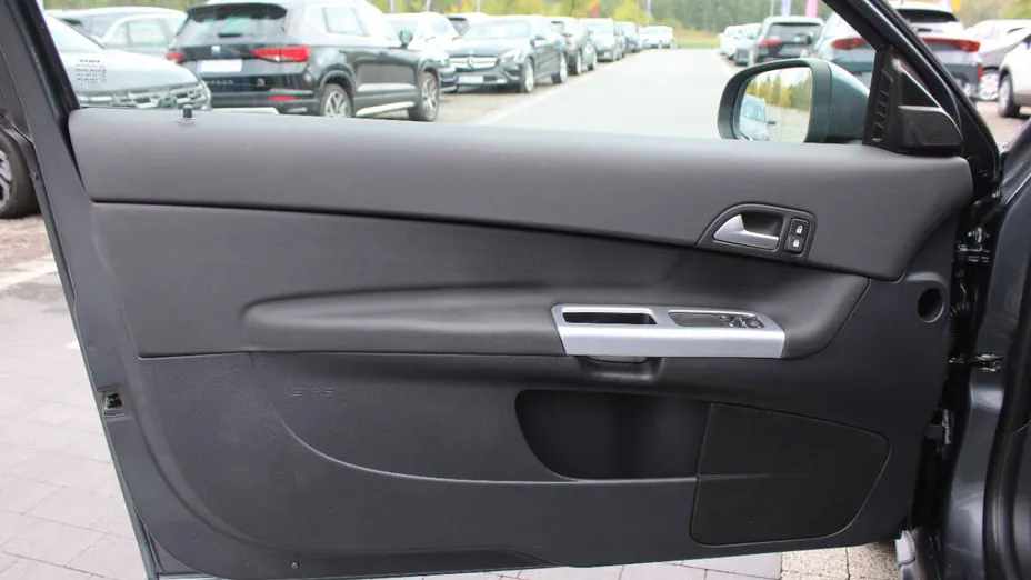 VOLVO C30 -
