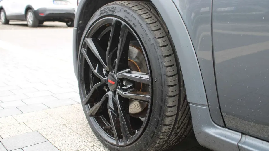 VOLVO C30 -