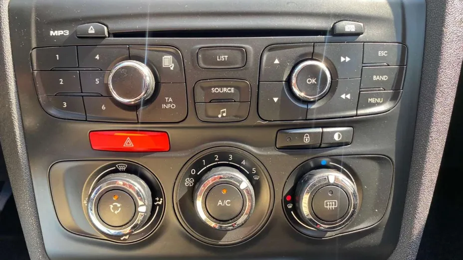 CITROEN C4 -