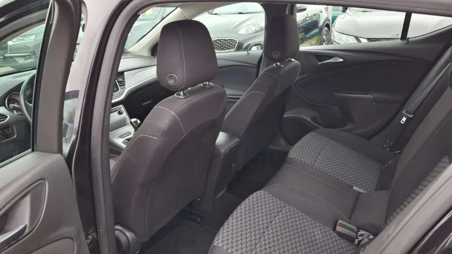 OPEL Astra -