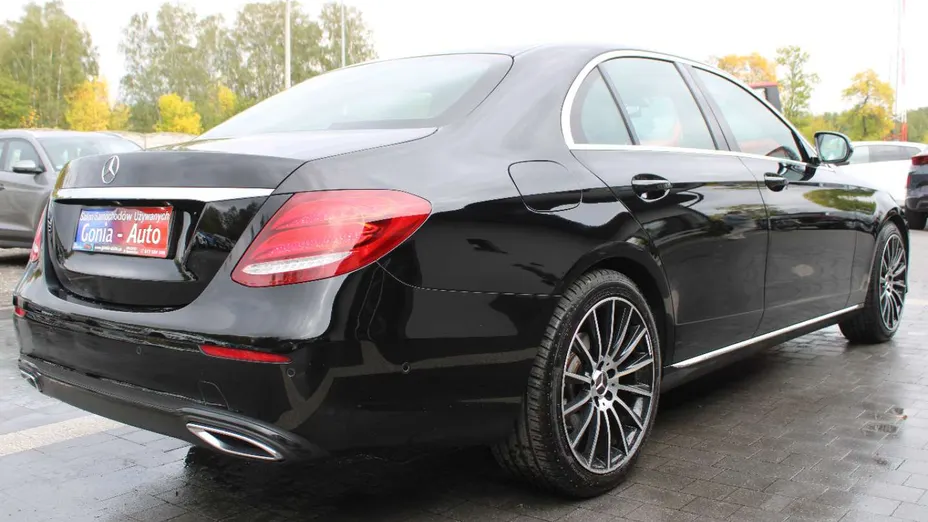 MERCEDES-BENZ E Klasa -