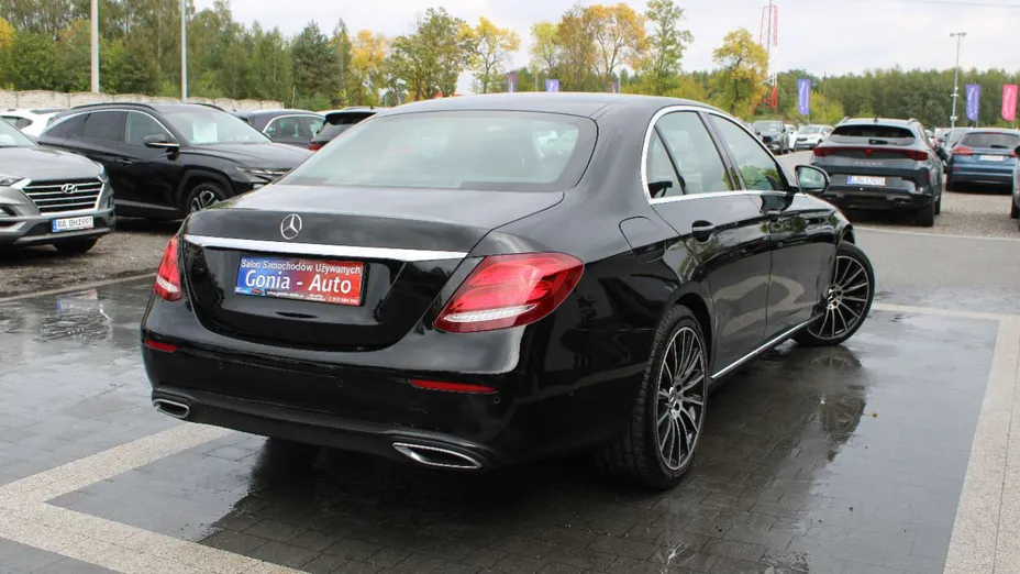 MERCEDES-BENZ E Klasa -