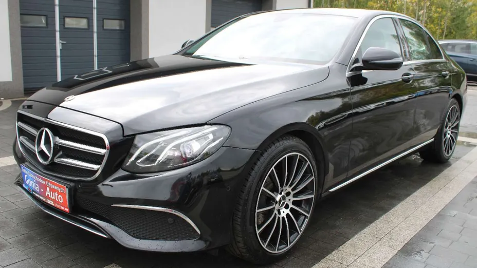 MERCEDES-BENZ E Klasa -