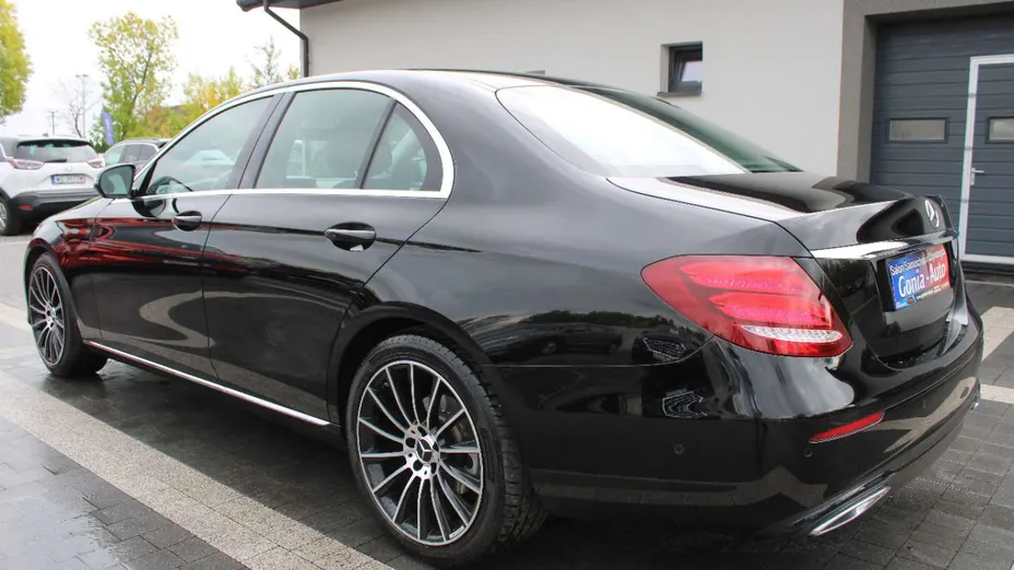 MERCEDES-BENZ E Klasa -
