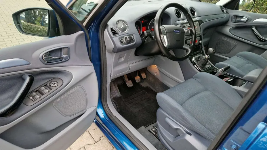 FORD S-MAX -