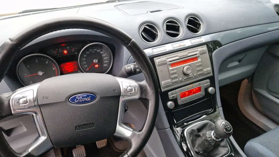 FORD S-MAX -