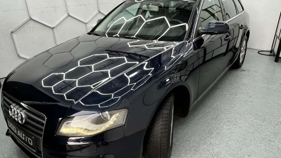 AUDI A4 Avant -