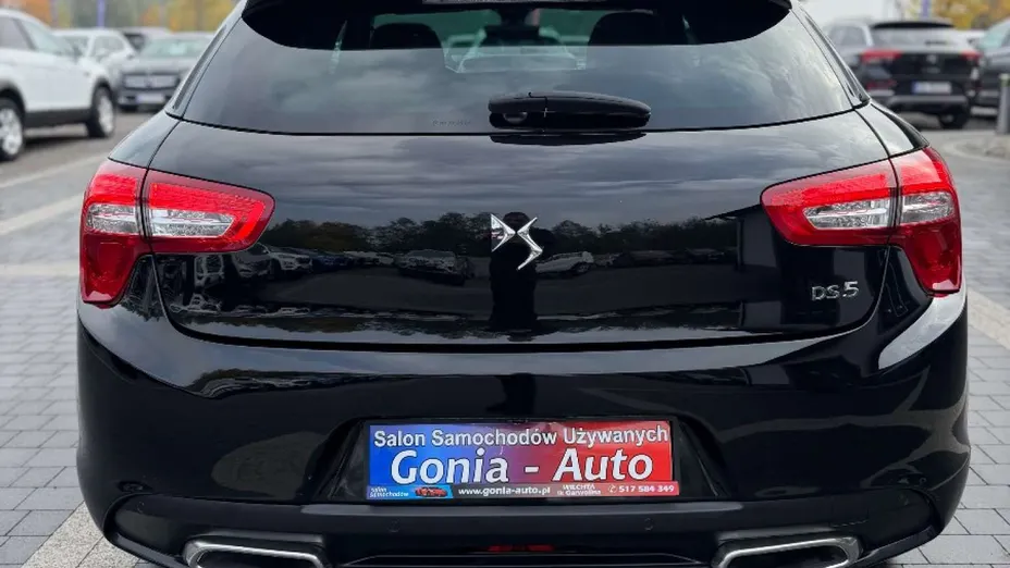 DS 5 -