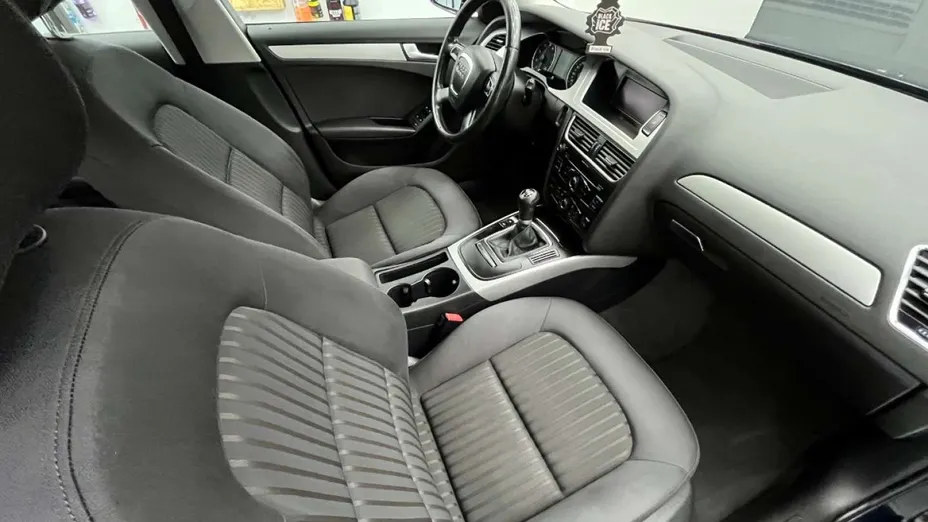 AUDI A4 Avant -