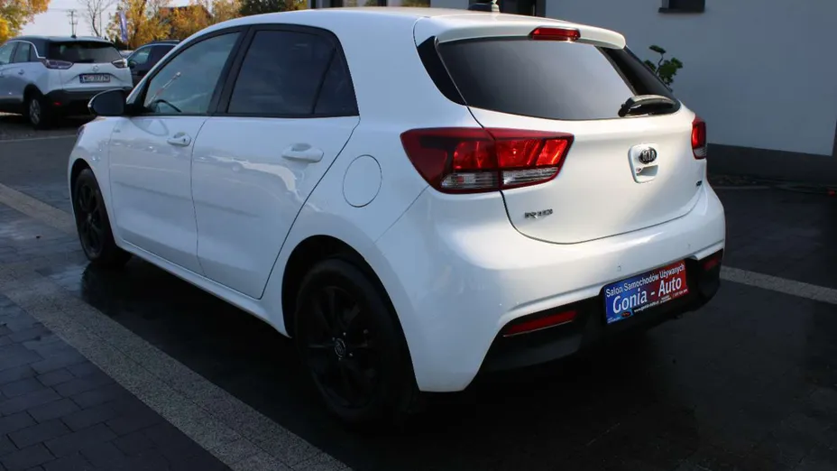 KIA Rio -