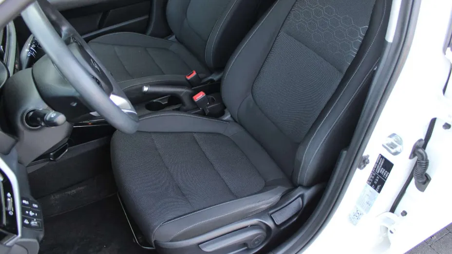 KIA Rio -
