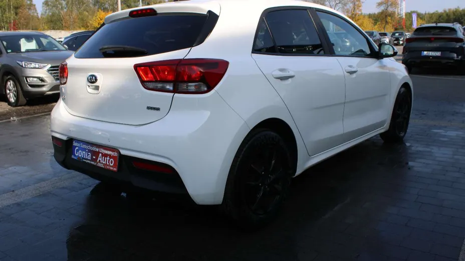 KIA Rio -
