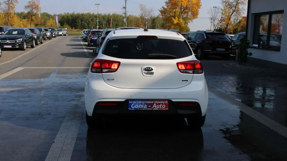 KIA Rio -