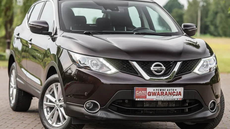 NISSAN Qashqai -
