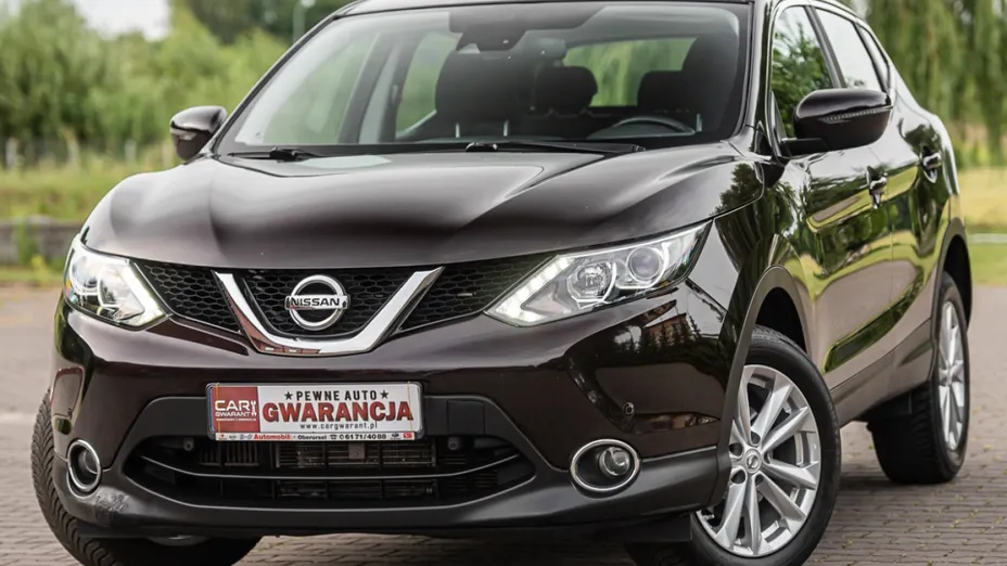 NISSAN Qashqai -