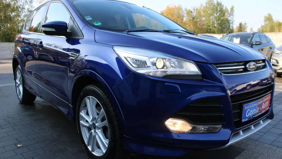 FORD Kuga -