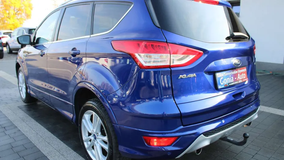 FORD Kuga -