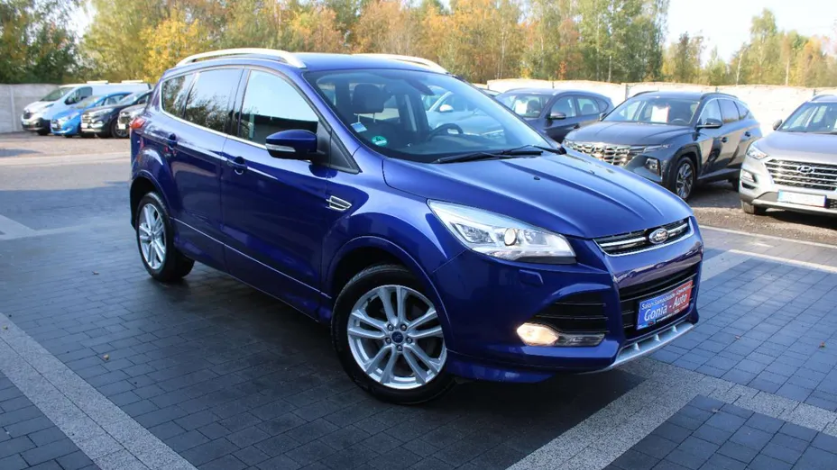FORD Kuga -