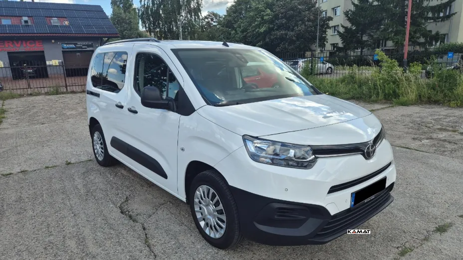 TOYOTA Proace City Verso -