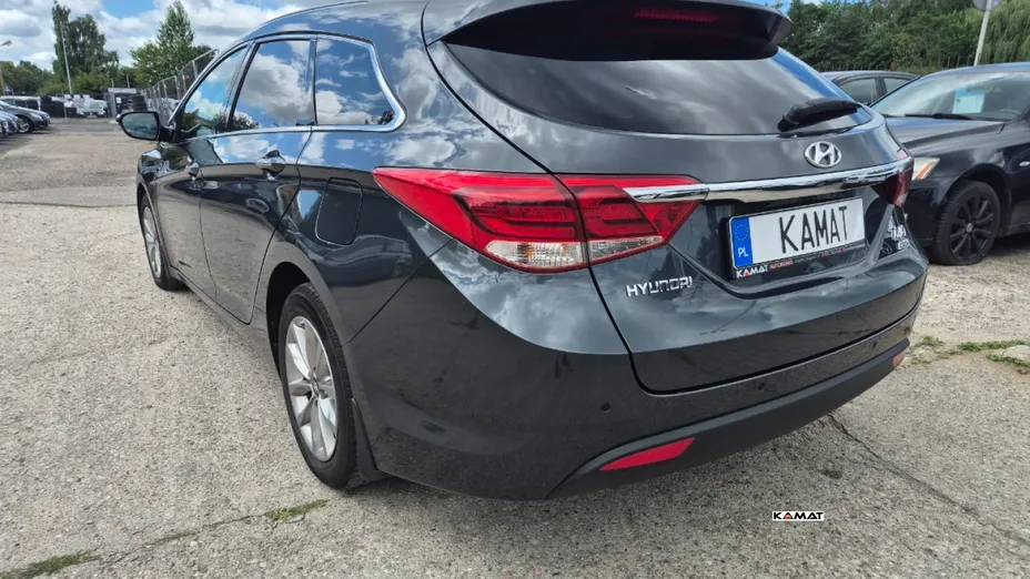 HYUNDAI i40 -