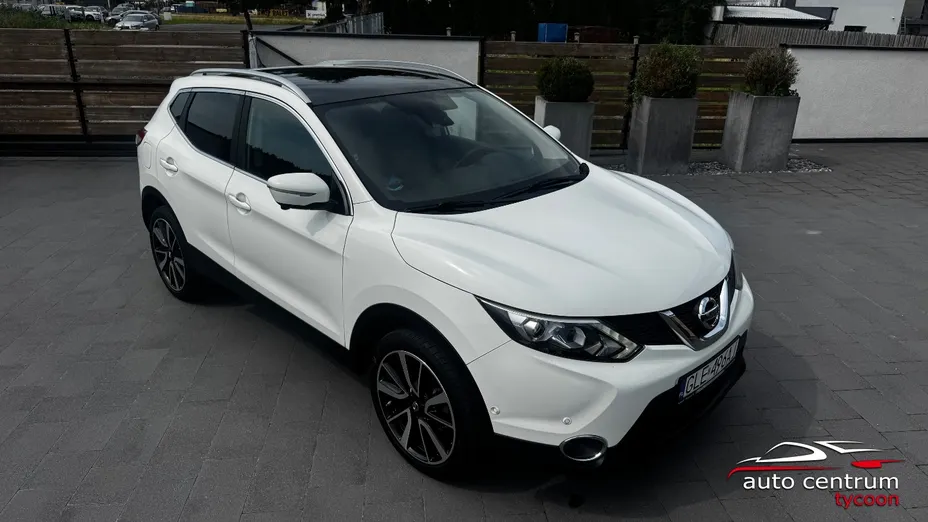 NISSAN Qashqai -