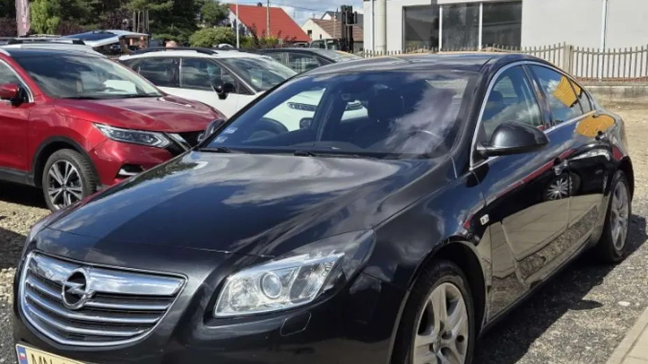 OPEL Insignia -