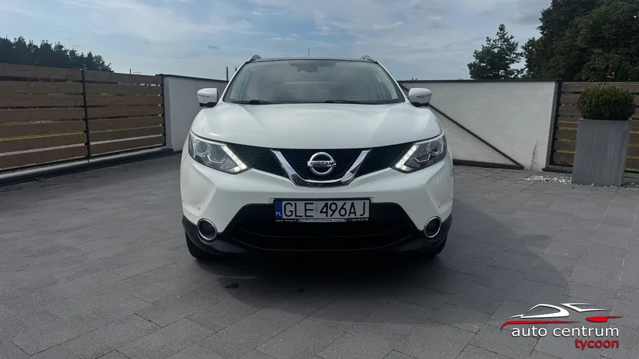 NISSAN Qashqai -