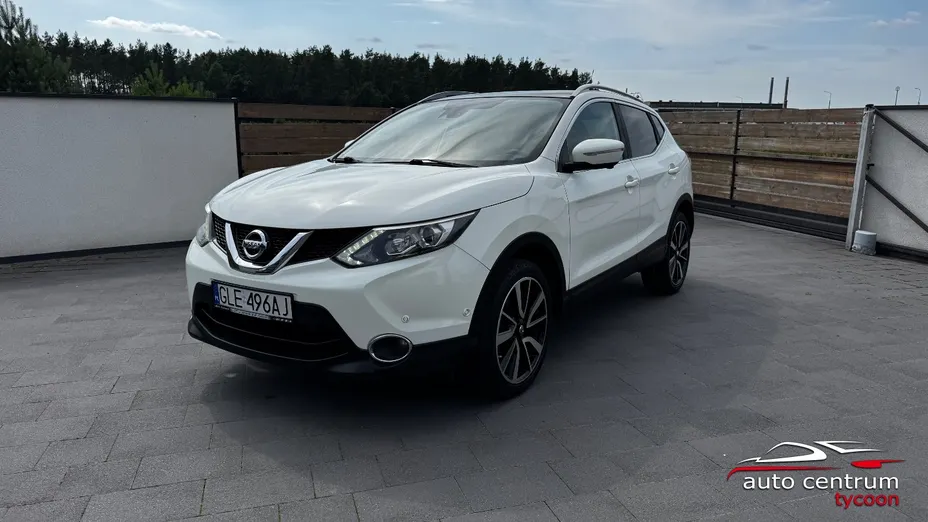 NISSAN Qashqai -