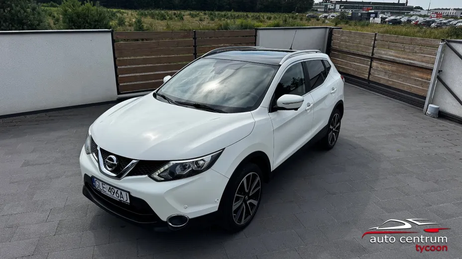 NISSAN Qashqai -