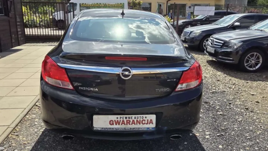 OPEL Insignia -