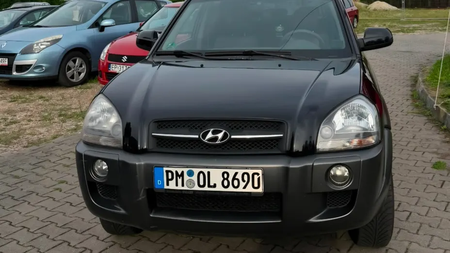 HYUNDAI Tucson -