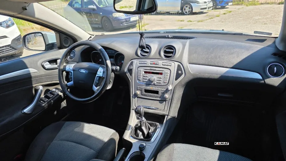 FORD Mondeo -